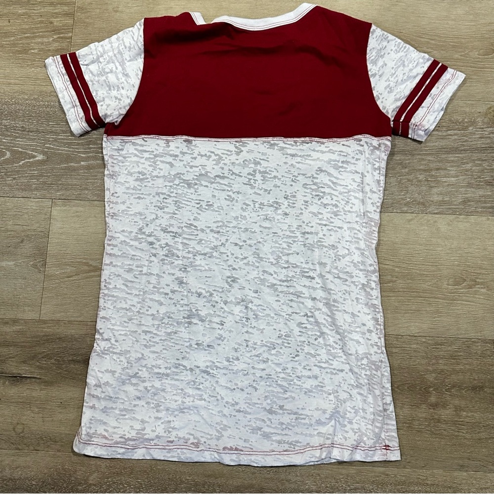 Harry Potter Gryffindor Tshirt XL - Picture 2 of 4